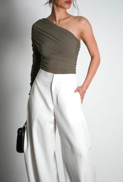 חולצת כתף אחת DRAPE (כיווצים)